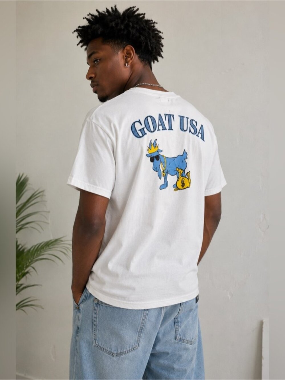 Goat USA Graphic T-Shirt White Goat Money Bag Tee Size Medium
